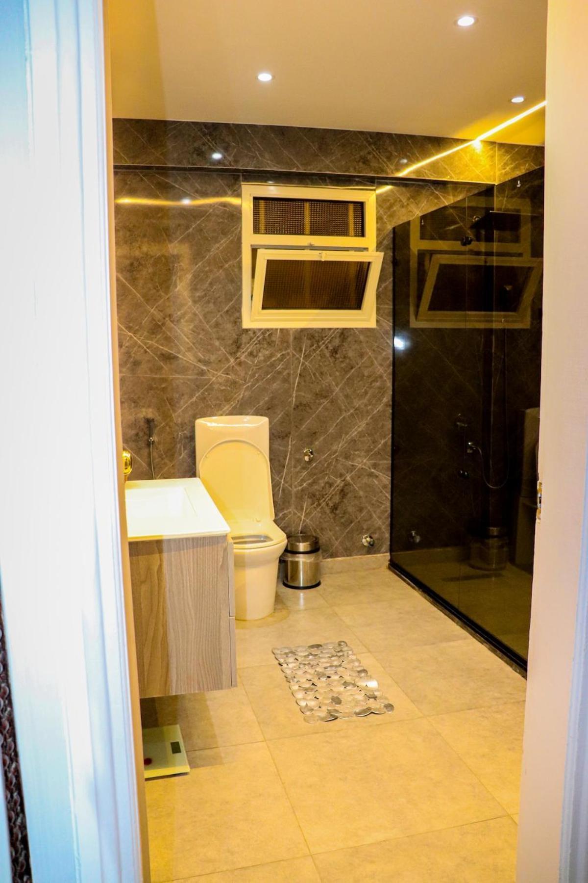 Super Flat In Ad Doqi - Down Town Cairo