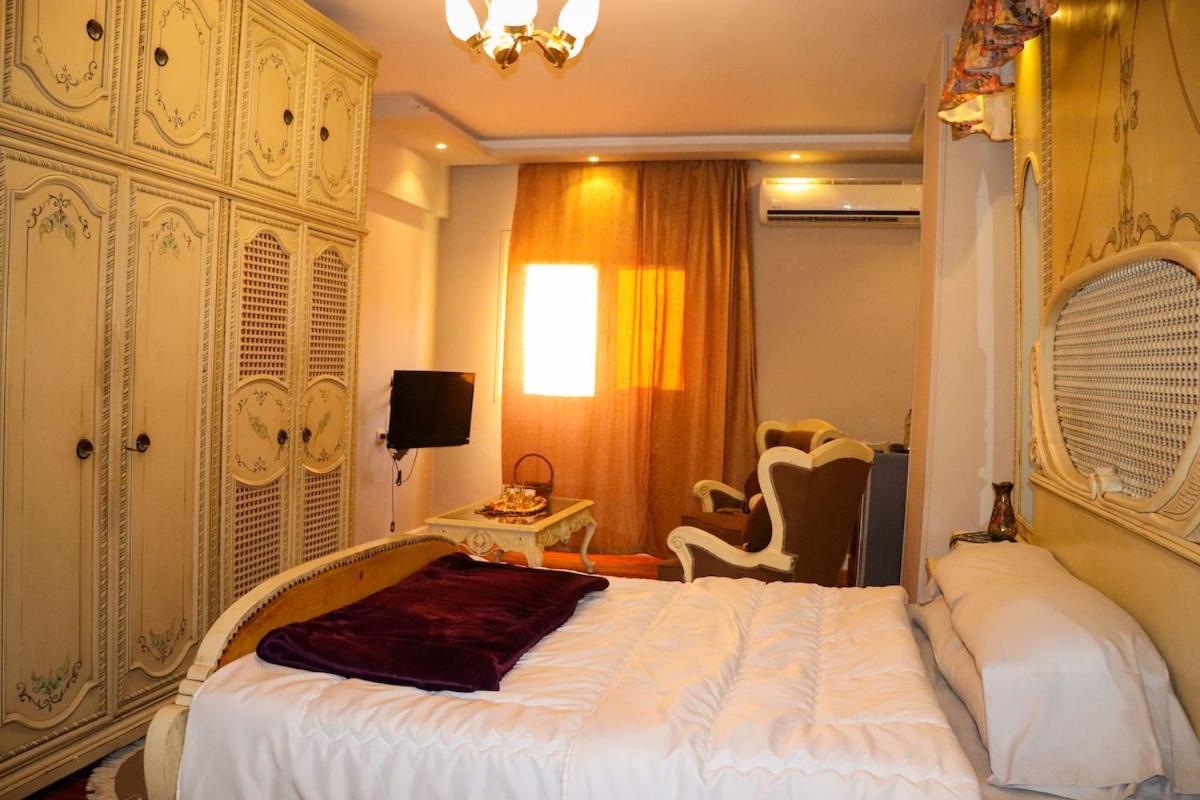 Super Flat In Ad Doqi - Down Town Apartment Cairo